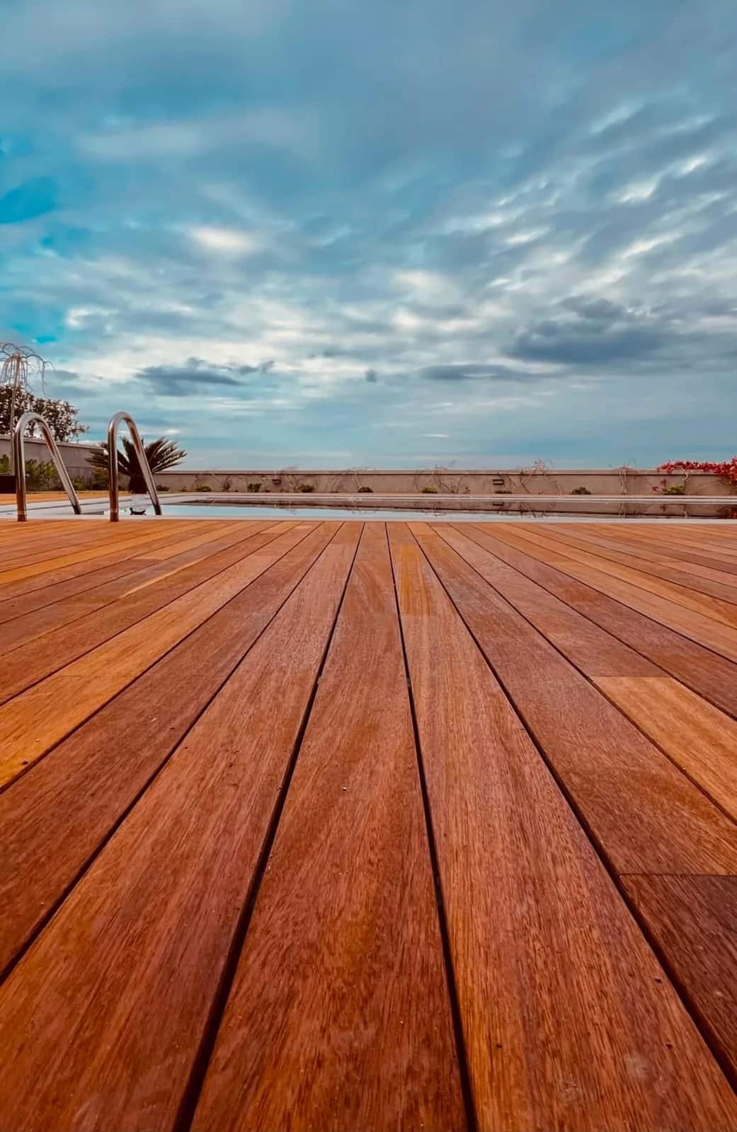Teras ahşap deck döşeme detayı